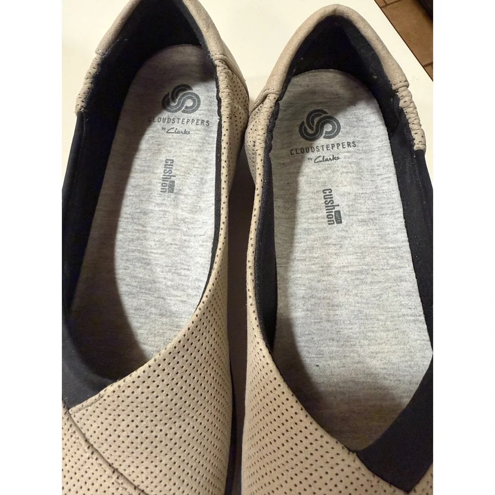 Clarks Cloudsteppers Sillian 2.0 Star Taupe Perforated Slip On Loafers Womens 10